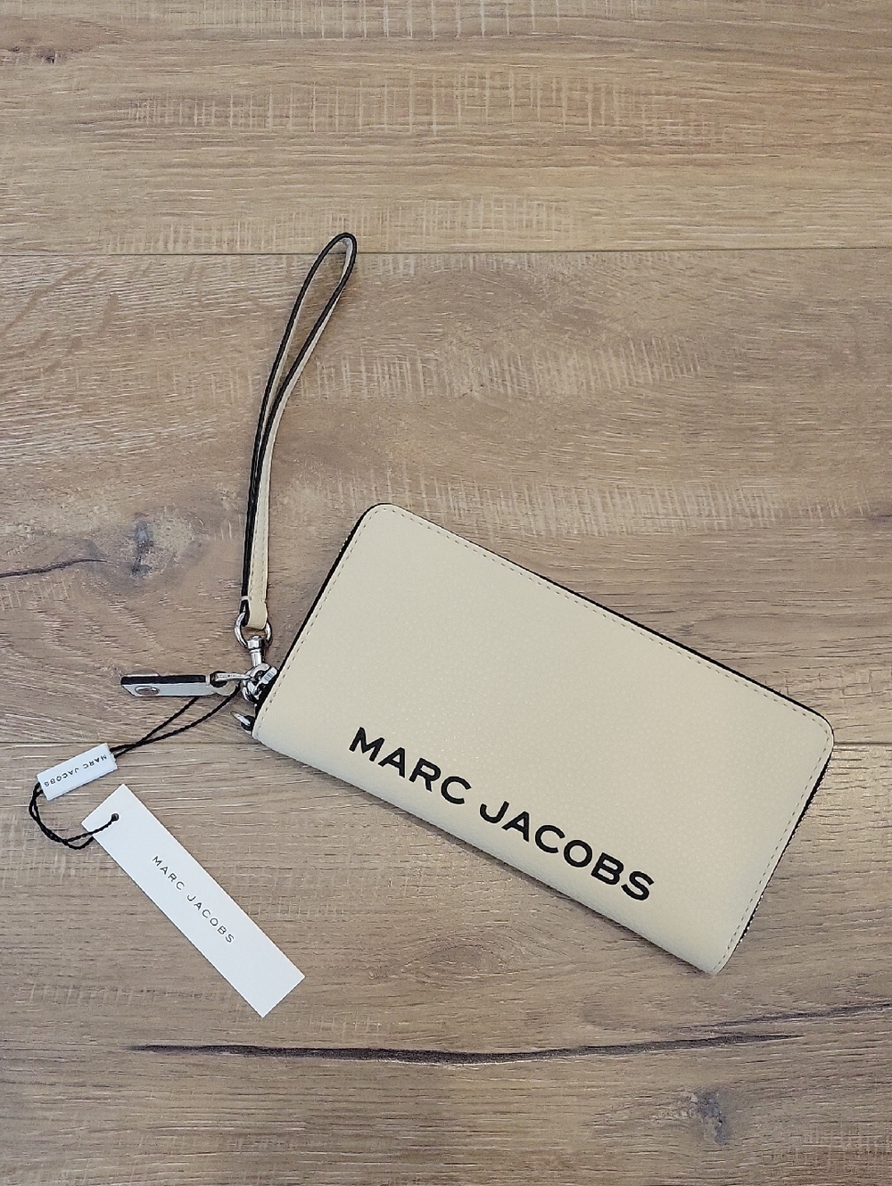 NWT Marc Jacobs Leather Continental Wallet Marshmallow - Picture 2 of 9